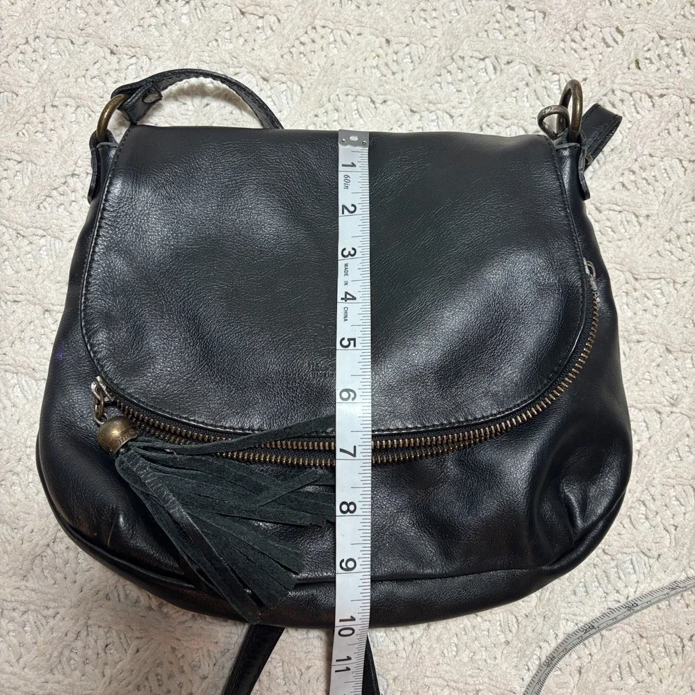 Vero Pelle Italian Made Leather Handbag Black Solid Tassel Flap Crossbody Purse - Picture 5 of 12